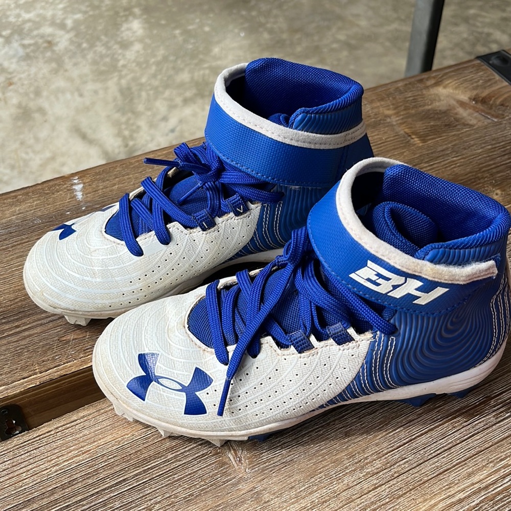 Boys cleats - size 2.5